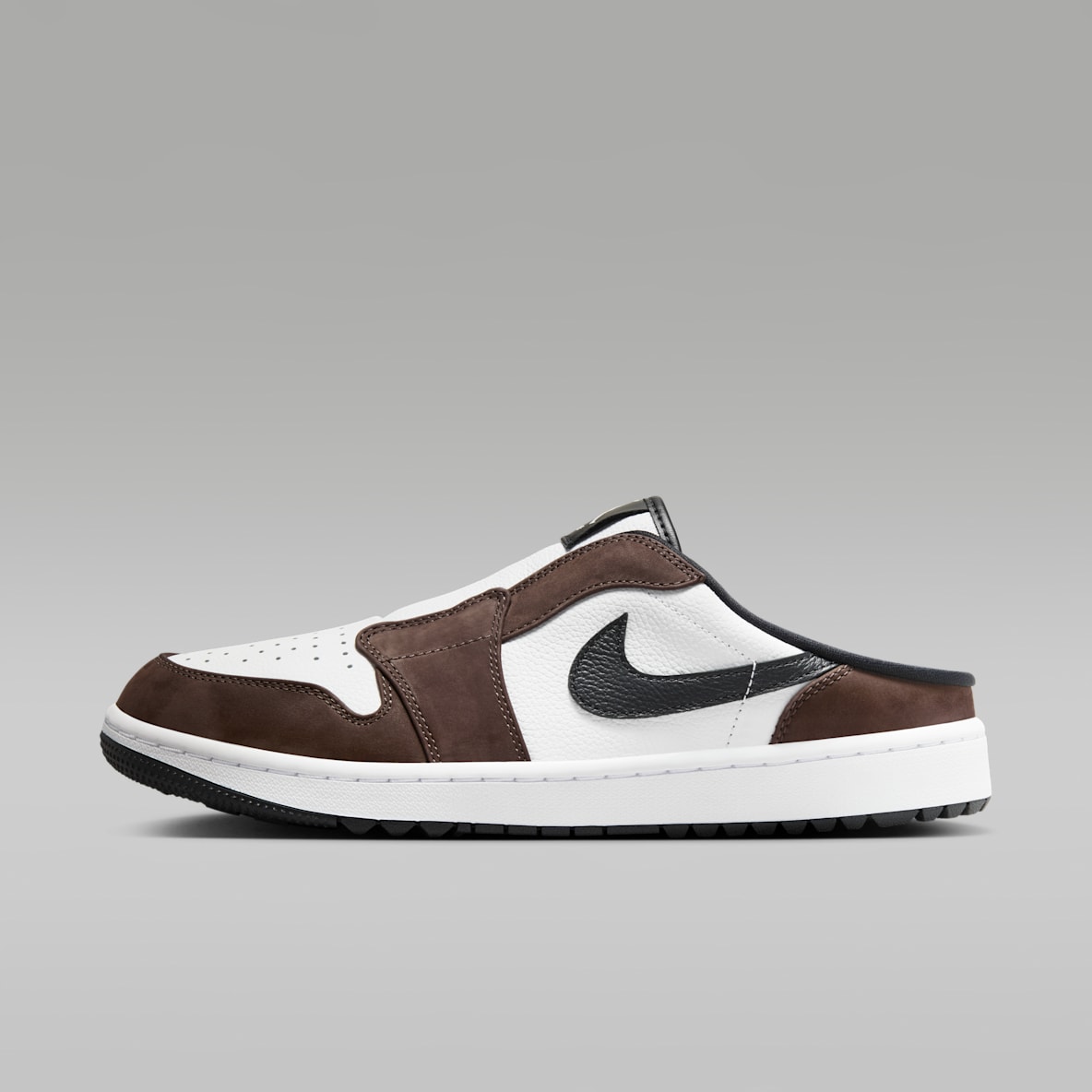 NIKE公式】 ジョーダン ブラウン（茶）シューズ【ナイキ公式通販】